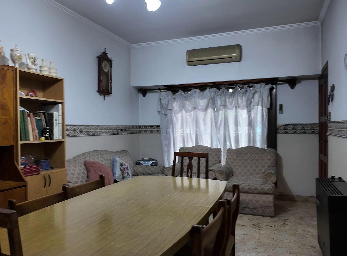 Foto de CASA 3 AMBIENTES EN VENTA EN SARANDI CON QUINCHO, imagen 1