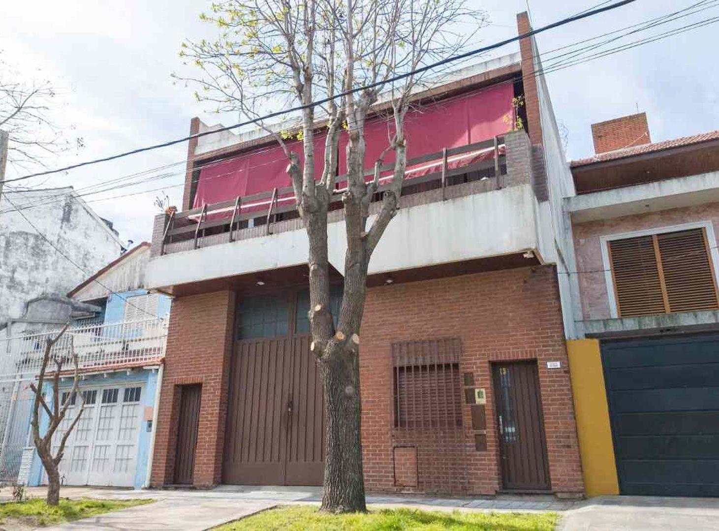 Foto de Galpon+Depto 4 amb en Venta Avellaneda con Parque, imagen 3