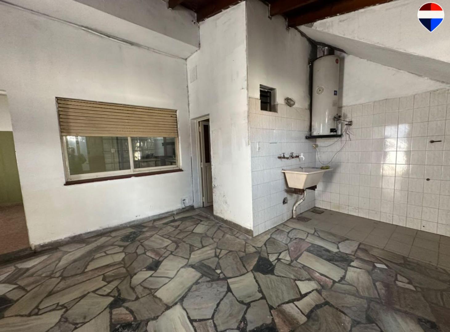 Foto de VENTA CASA MONTE CHINGOLO PILETA COCHERA, imagen 5