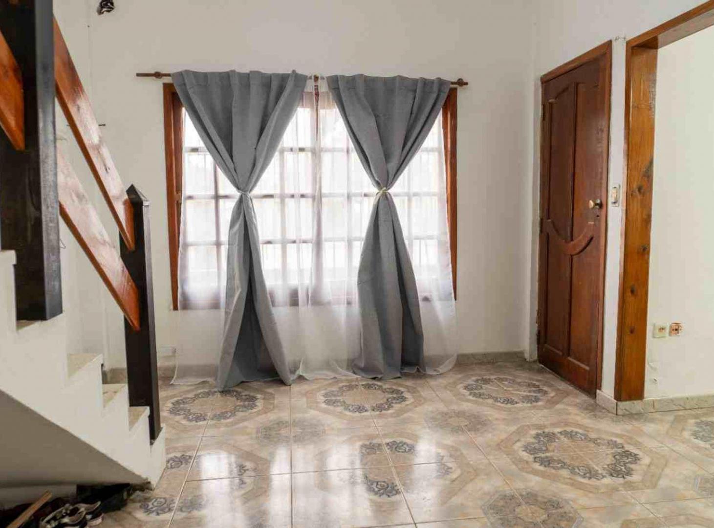 Foto de CASA EN VENTA SAN VICENTE PARQUE AMPLIO Y QUINCHO, imagen 5