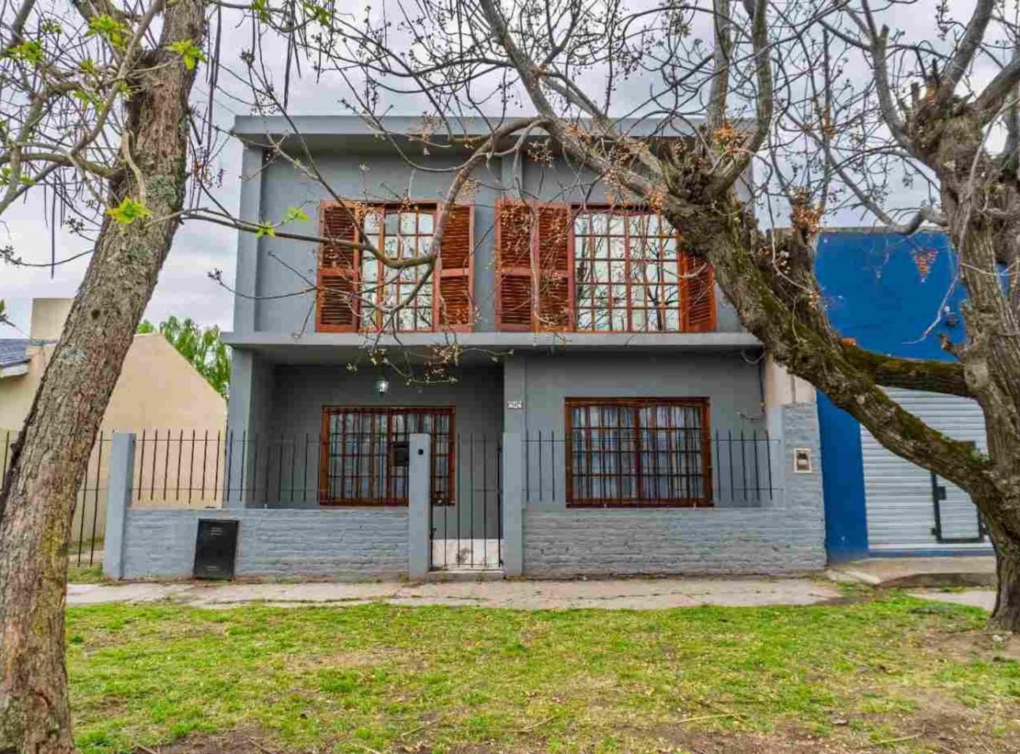 Foto de CASA EN VENTA SAN VICENTE PARQUE AMPLIO Y QUINCHO, imagen 1