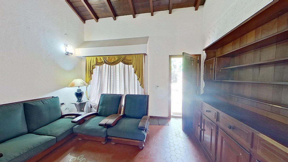 Foto de VENTA CASA 4 AMB QUINCHO Y DEPTO QUILMES OESTE, imagen 4