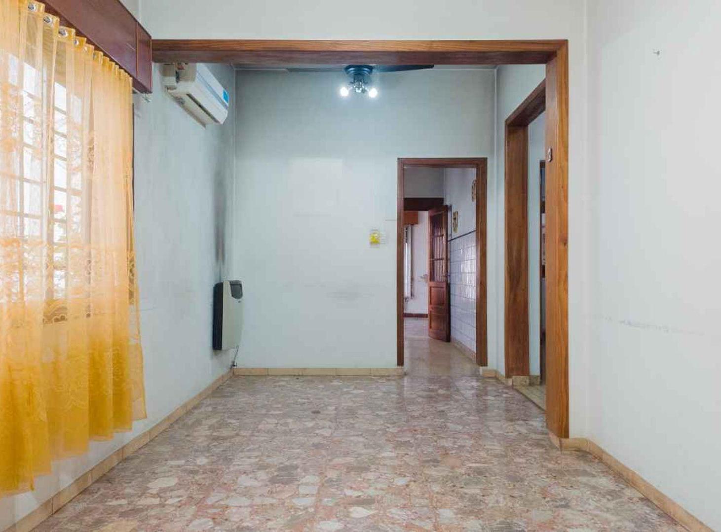 Foto de VENTA CASA 4 AMB EN QUILMES CON PATIO, imagen 5