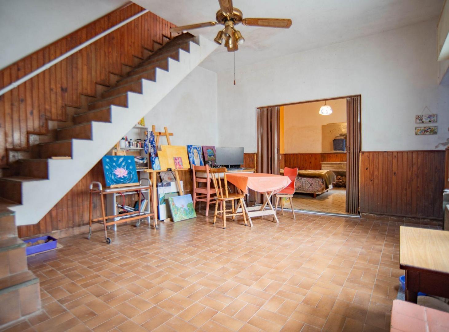 Foto de VENTA CASA 3 AMB EN AVELLANEDA CON PATIO Y COCHERA, imagen 1