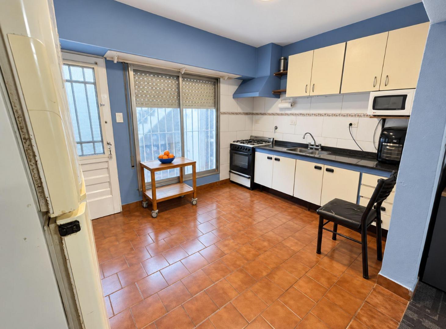 Foto de VENTA PH 3 AMB CON COCHERA BERNAL, imagen 3