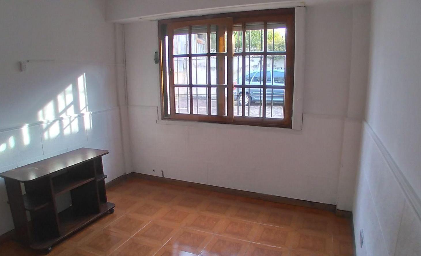 Foto de DEPTO 3 AMB ALQUILER QUILMES OESTE CON COCHERA, imagen 1