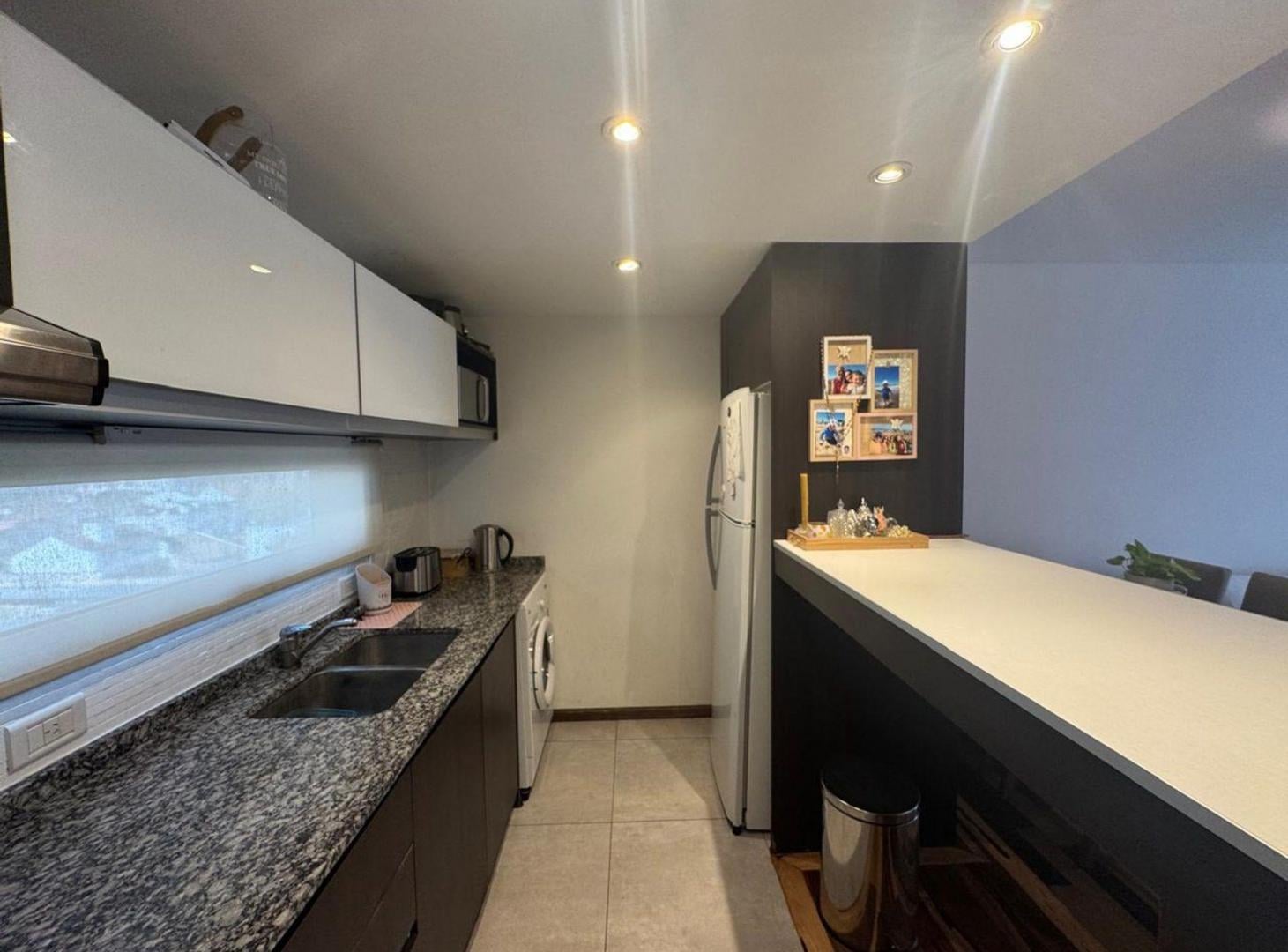 Foto de DEPARTAMENTO 3 AMB COCHERA VENTA EN BERAZATEGUI, imagen 3