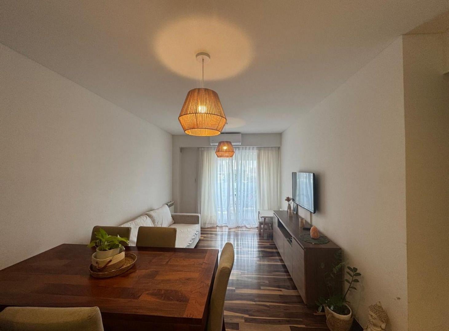 Foto de DEPARTAMENTO 3 AMB COCHERA VENTA EN BERAZATEGUI, imagen 1