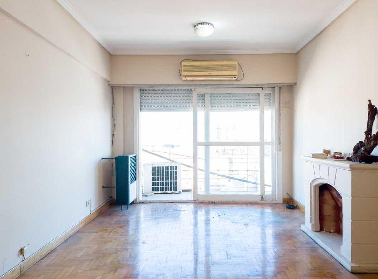 Foto de VENTA DEPTO 3 AMB AL FRENTE EN PIÑEYRO, imagen 1