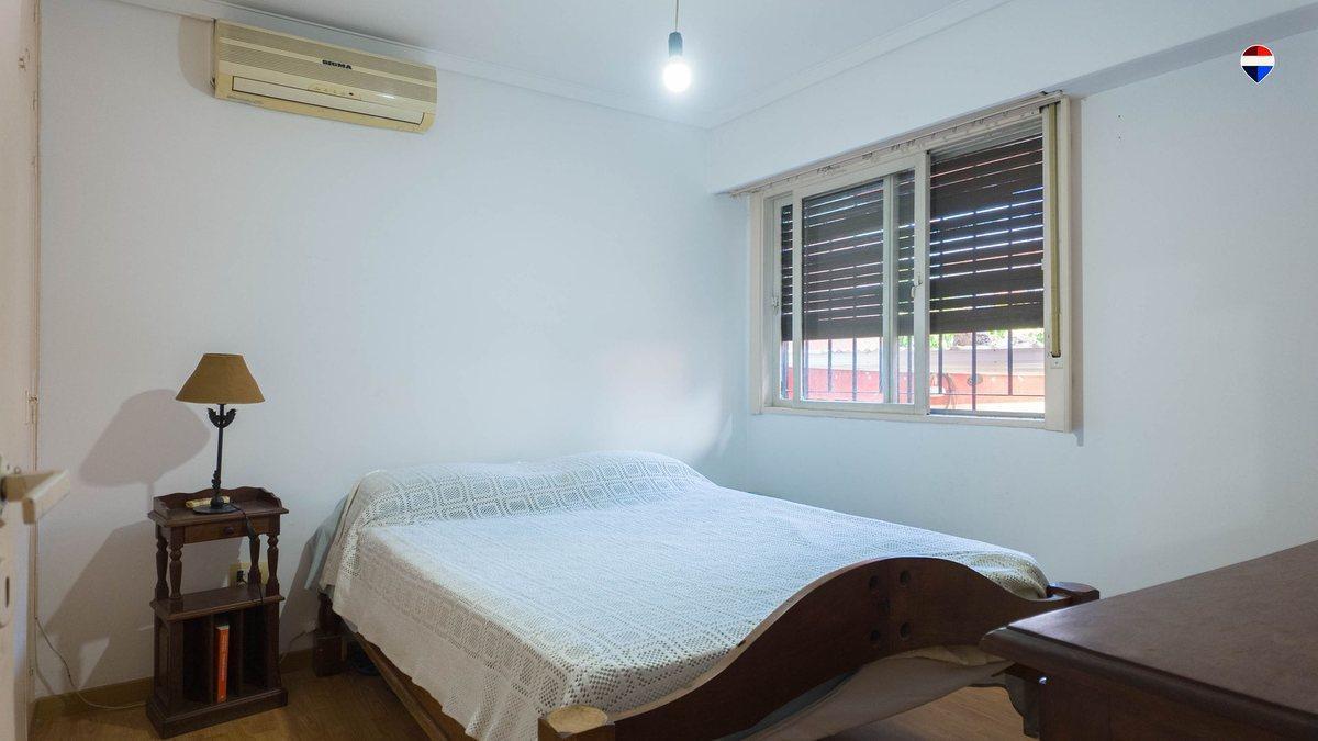 Foto de VENTA CASA CON COCHERA CRUCECITA, imagen 2