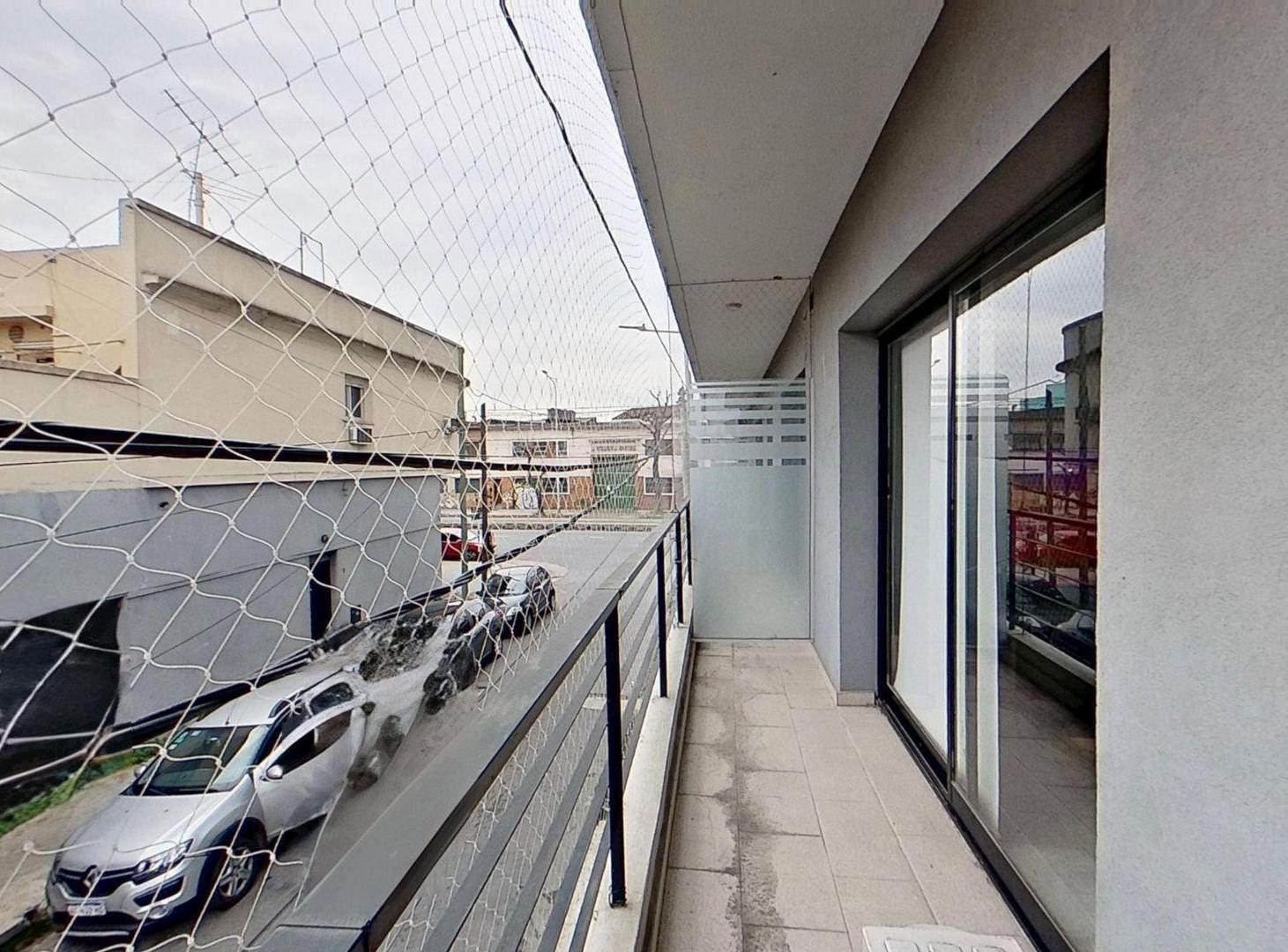 Foto de DEPARTAMENTO 2 AMB VENTA EN PIÑEYRO, AVELLANEDA, imagen 4