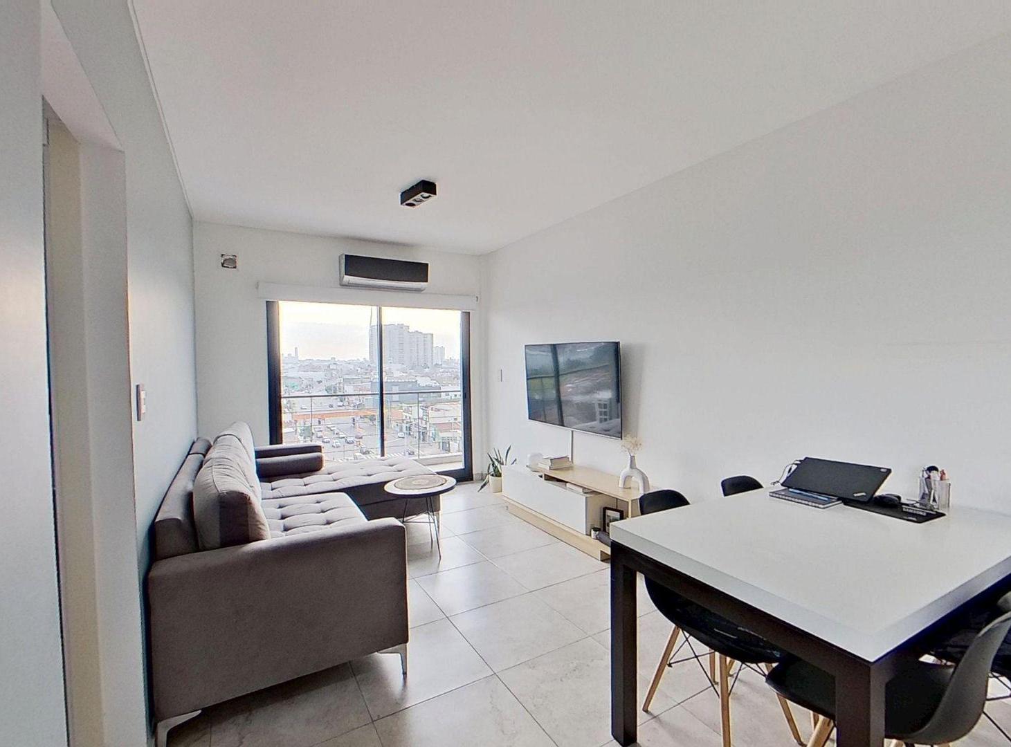 Foto de DEPARTAMENTO 2 AMB CON BALCON EN VENTA, AVELLANEDA, imagen 1