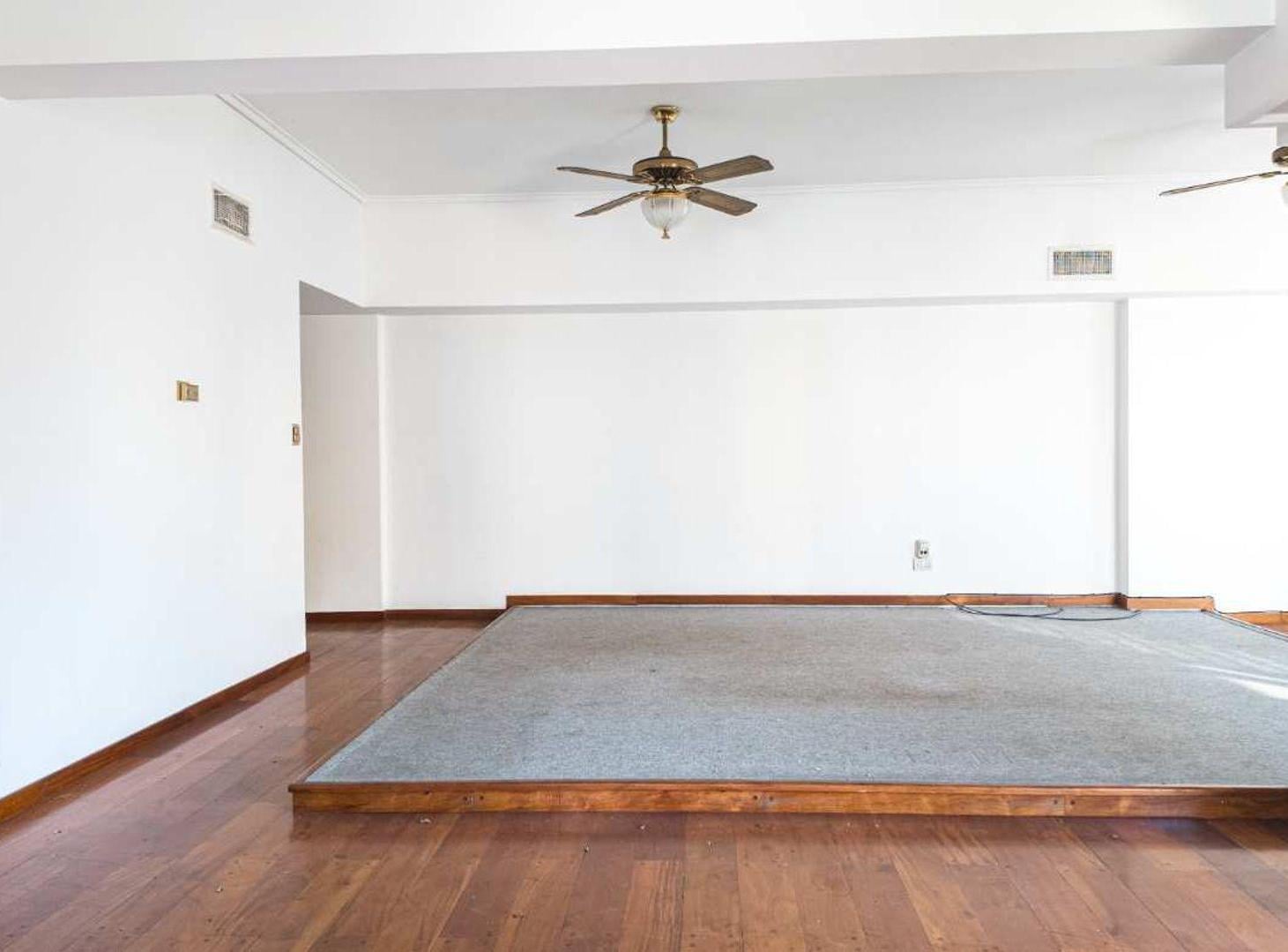 Foto de VENTA DEPTO 4 AMB EN QUILMES CON BALCÓN Y COCHERA, imagen 1