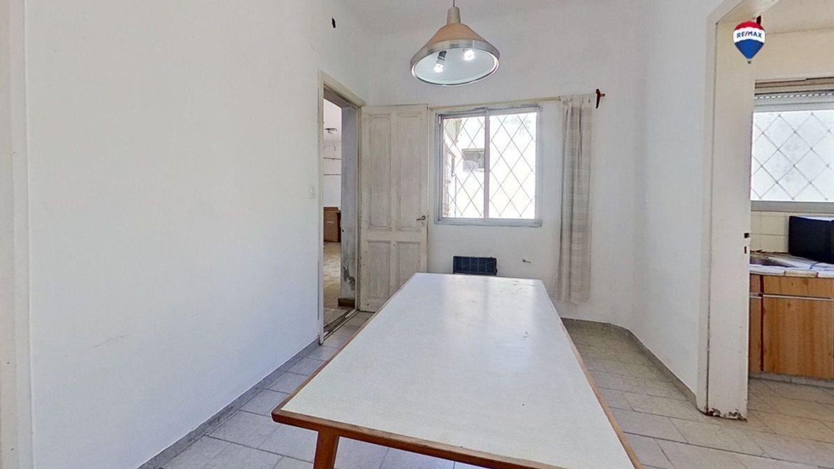 Foto de PH 3AMB EN VENTA BERNAL C/PATIO, COCHERAS Y TERRAZ, imagen 3