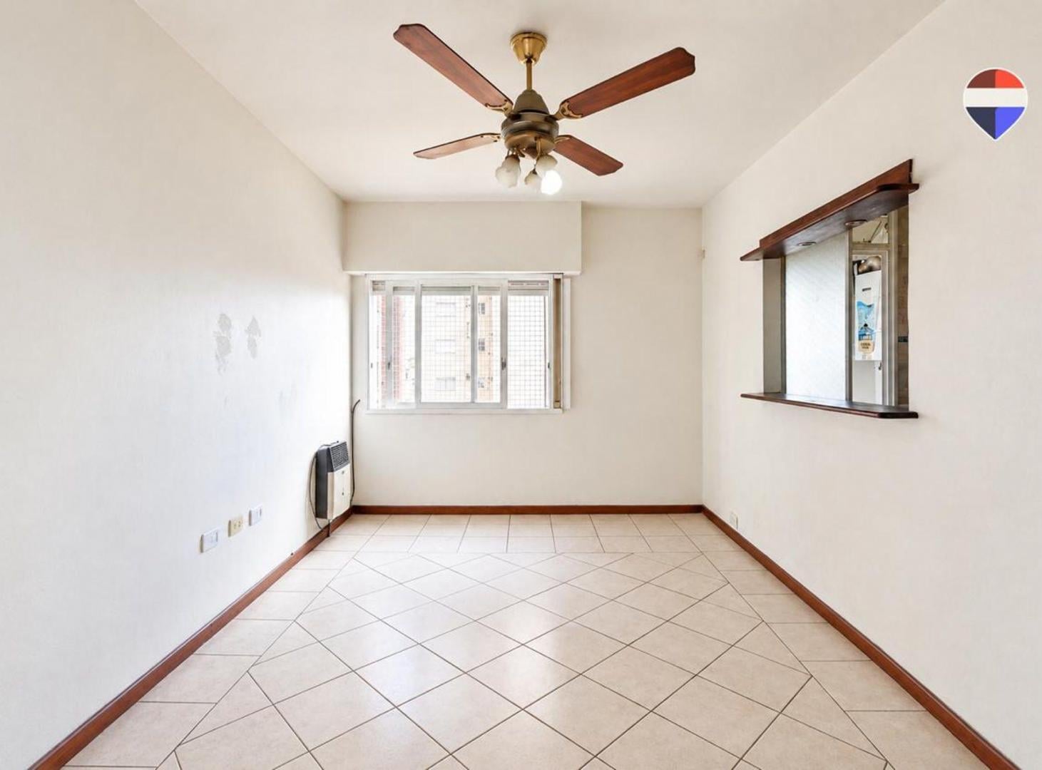 Foto de VENTA DEPTO EN GERLI AVELLANEDA 3 AMB BUEN ESTADO, imagen 2