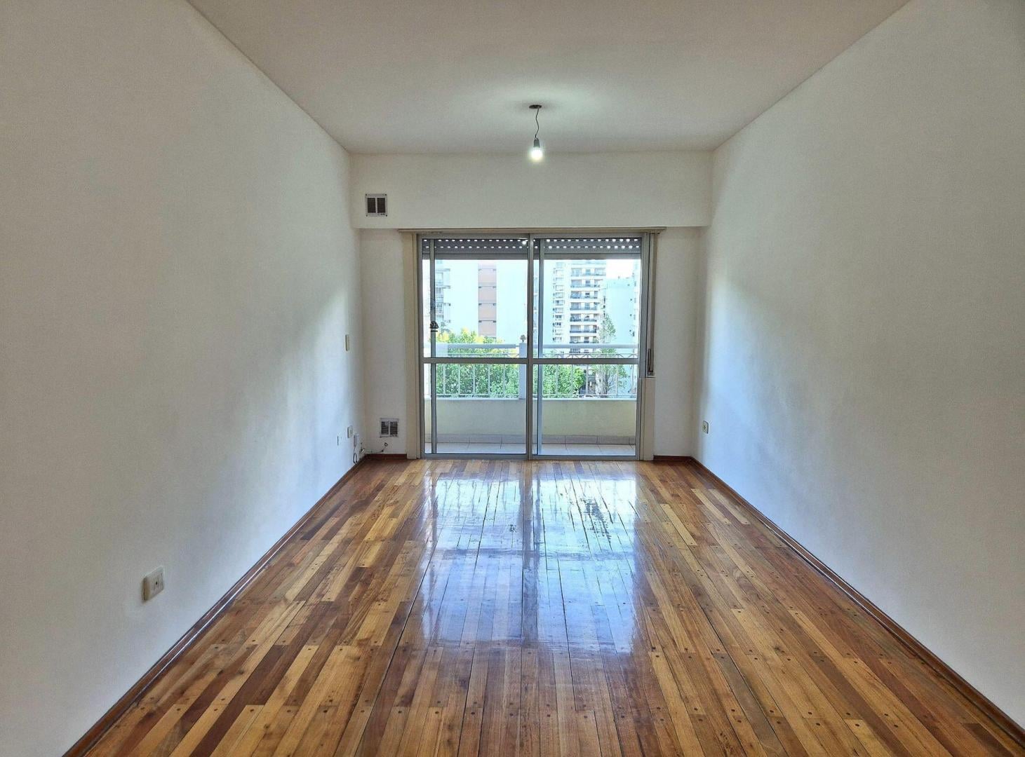 Foto de DEPARTAMENTO 2 AMBIENTES EN VENTA LOMAS DE ZAMORA, imagen 2