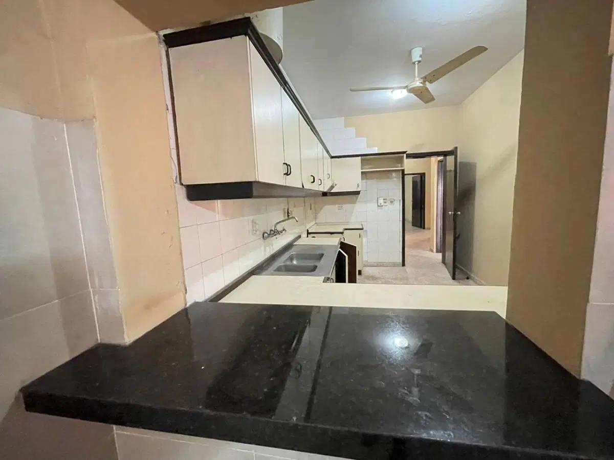 En Venta Amplia Casa en Villa Adela Luque 4
