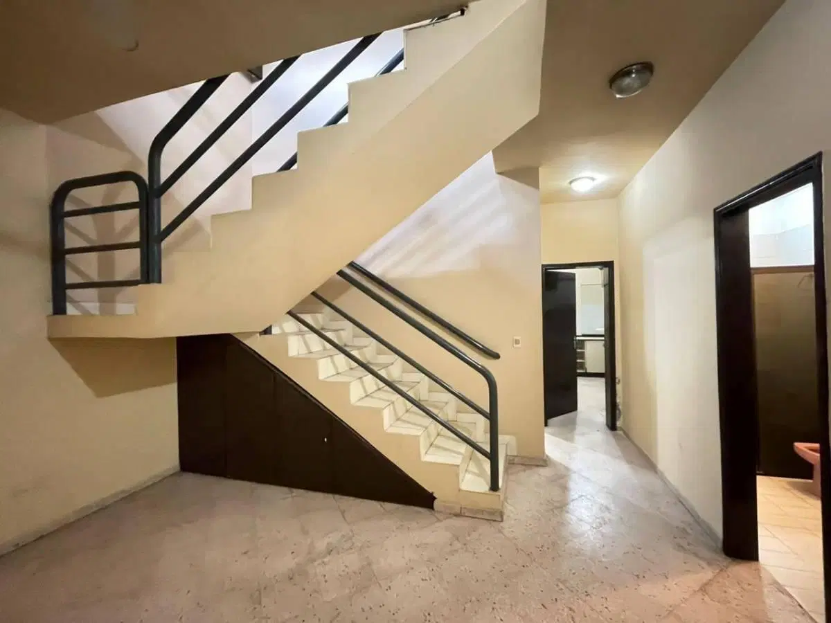 En Venta Amplia Casa en Villa Adela Luque 2