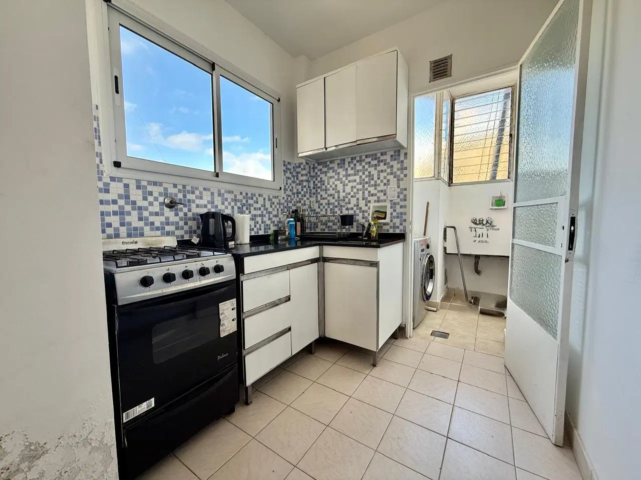 Departamento en Alquiler | Exclusivo 2 Ambientes con Terraza y Vistas Abiertas en Recoleta 3