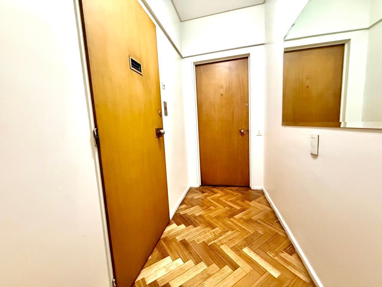 Foto de Departamento tipo casa con balcón corrido y patio. 4 dorm.c/dep y, imagen 5