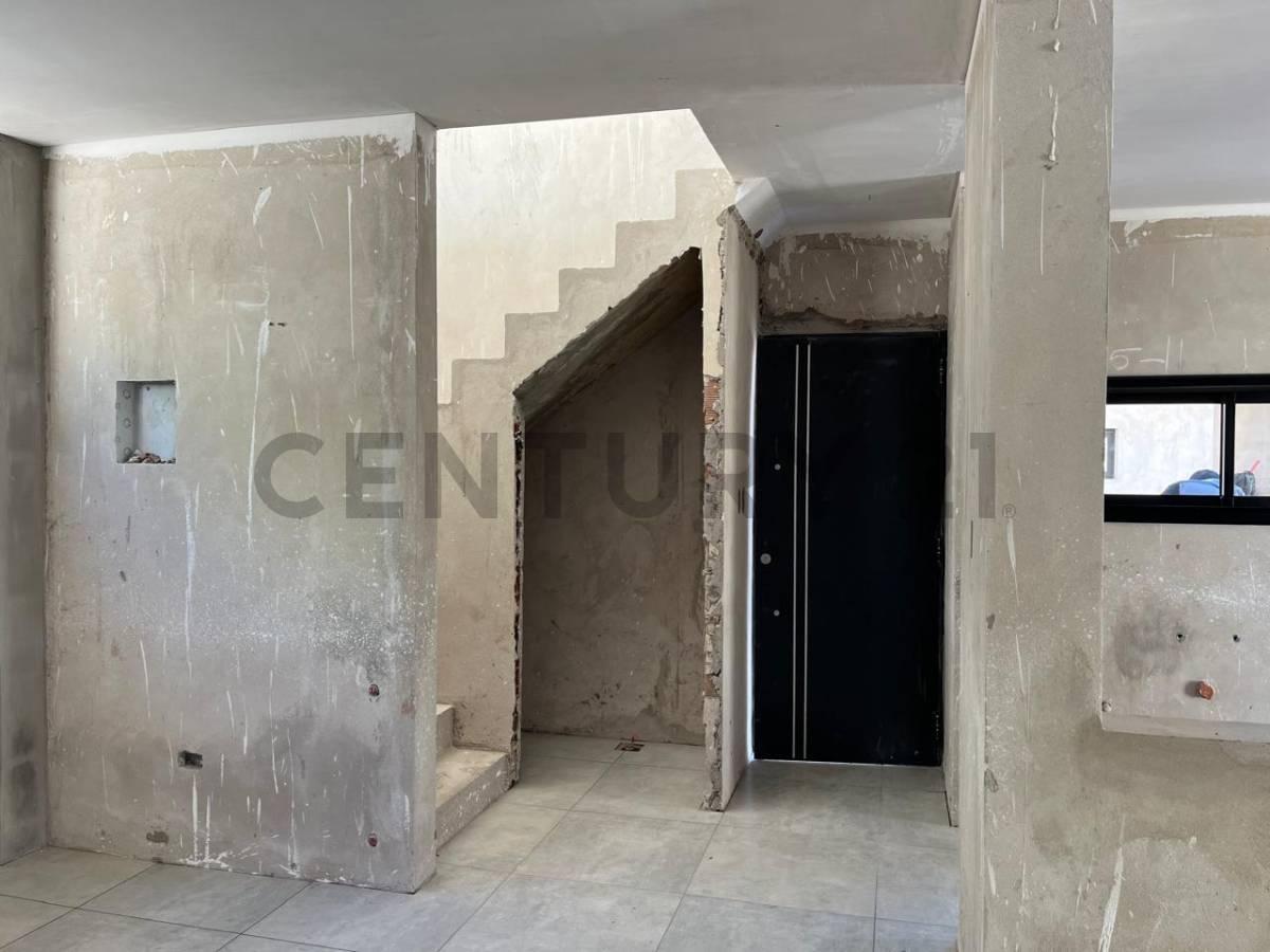 Venta de Casa Tipo Dúplex Complejo, City Bell 4