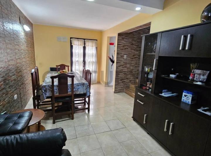 VENTA DE CASA TIPO DUPLEX EN BERISSO 4