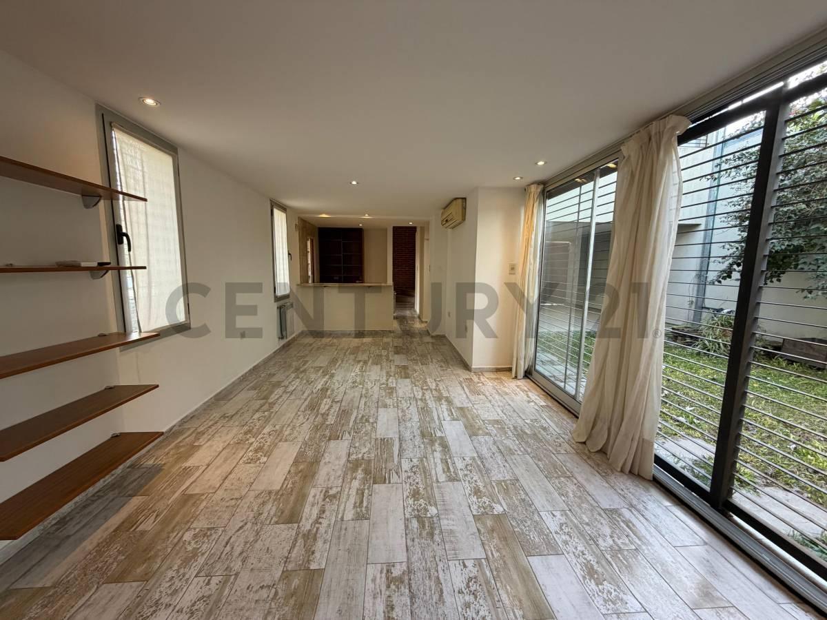 CASA DUPLEX APTO BANCO EN VENTA
