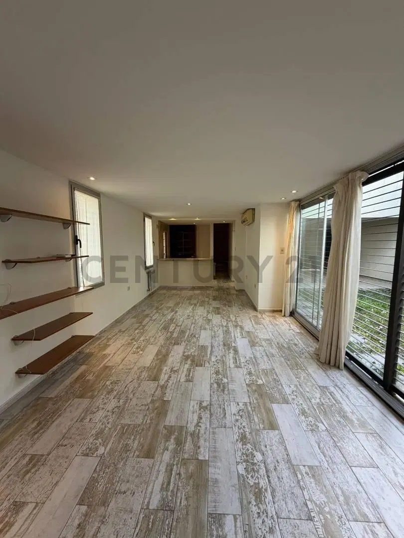 CASA DUPLEX APTO BANCO EN VENTA 2