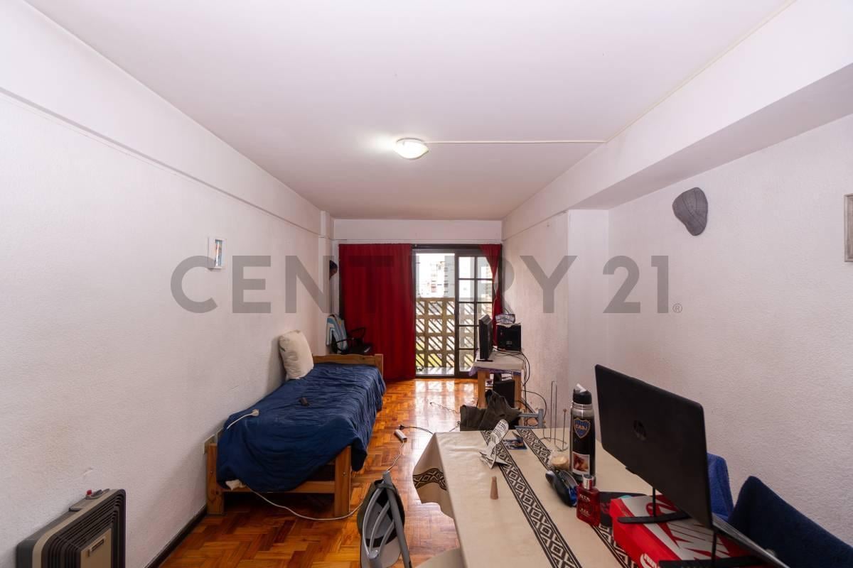 VENDEMOS DEPARTAMENTO DE UN DORMITORIO SOBRE PLAZA ITALIA