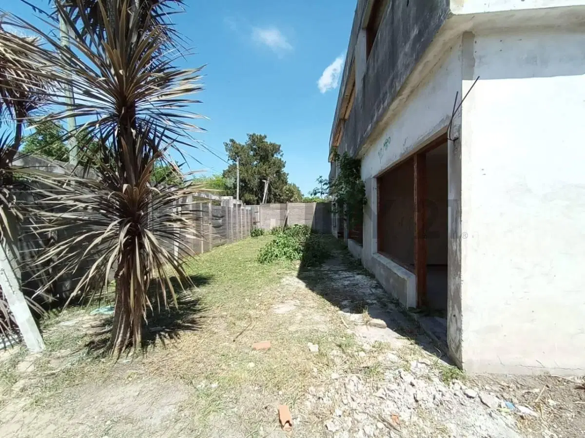 LOTE EN VENTA 1200 MTS CON AVANCE DE OBRA 6