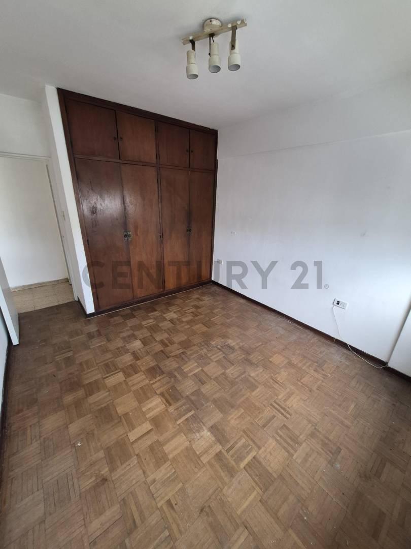 Foto de DEPARTAMENTO EN VENTA DE 1 DORMITORIO EN PLENO CENTRO, imagen 3