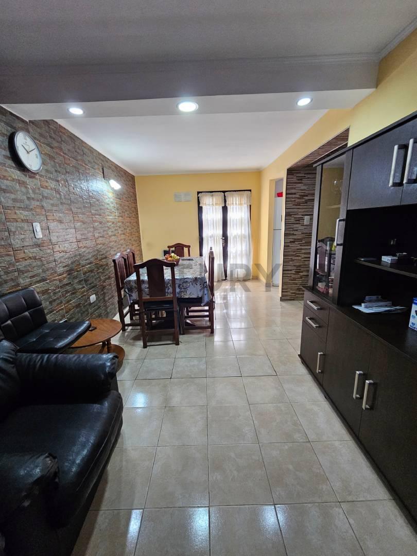 Foto de VENTA DE CASA TIPO DUPLEX EN BERISSO, imagen 5