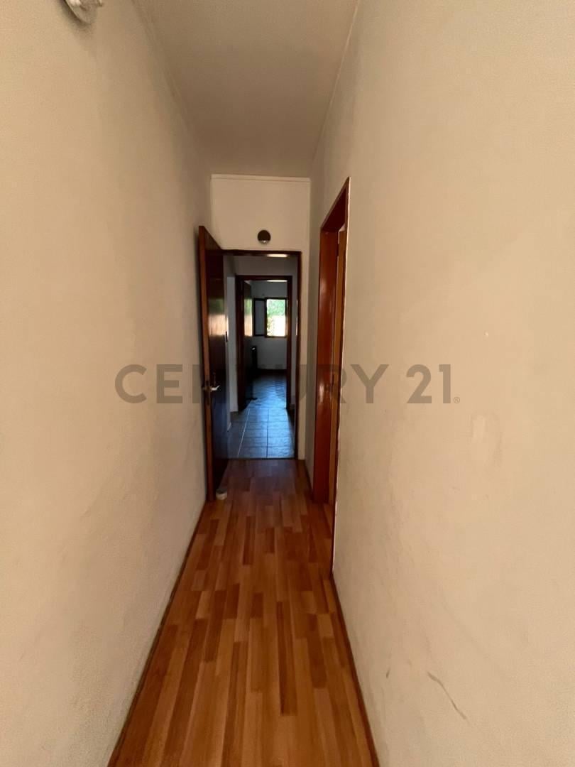 Foto de CASA EN VENTA 3 DORMITORIOS, APTA BANCO EN HERNANDEZ, LA PLATA, imagen 5