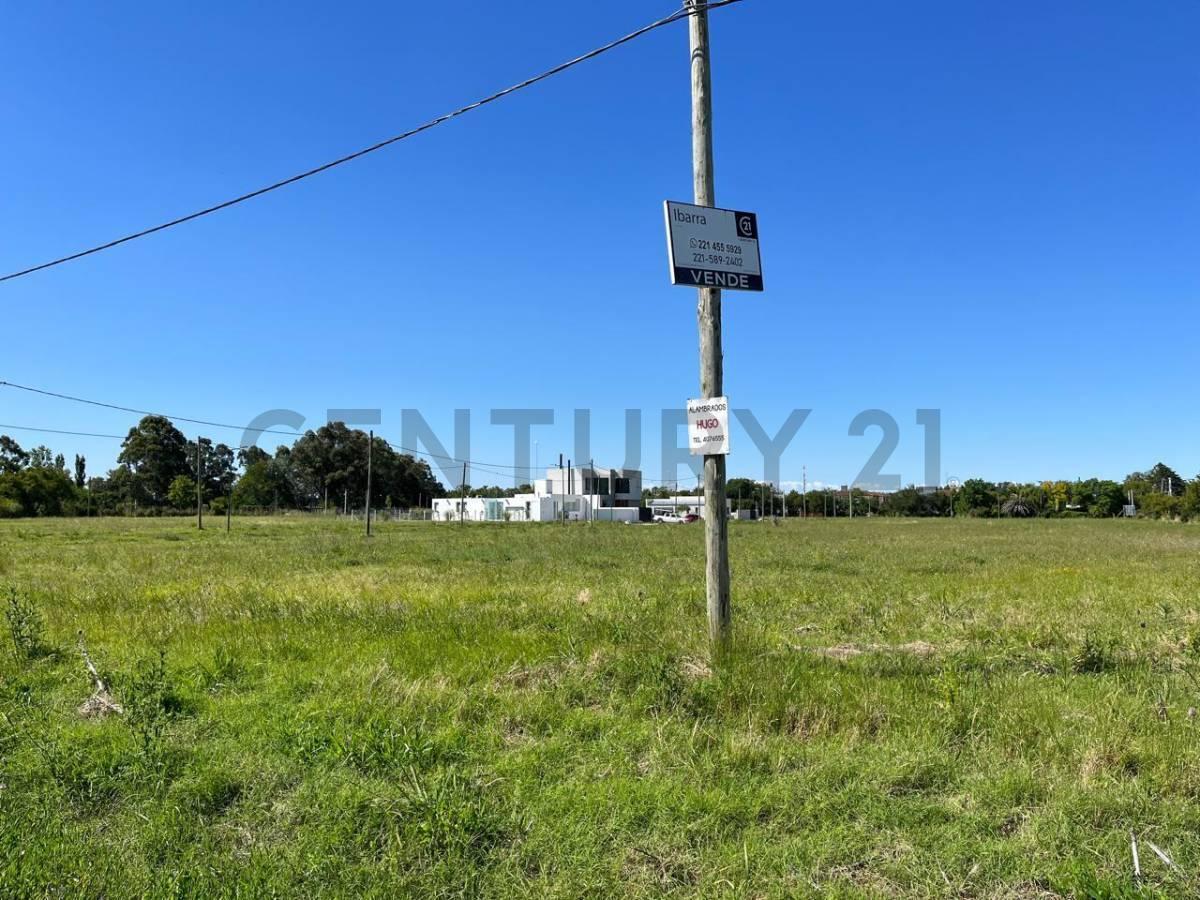 Foto de 501 y 132. EXCELENTE LOTE PROPIO EN ESQUINA CON POSIBILIDAD, imagen 5