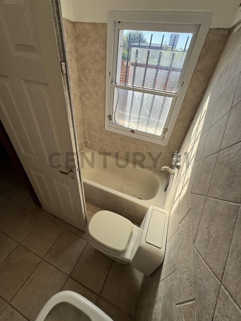 Foto de CASA en VENTA - 4 ambientes- GORINA - La Plata, imagen 4