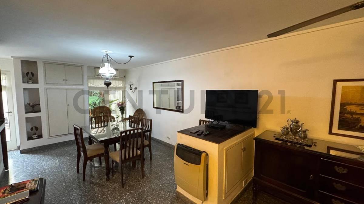 Foto de VENTA DE CASA SOBRE AV. 38, APTA BANCO, LA PLATA, imagen 5