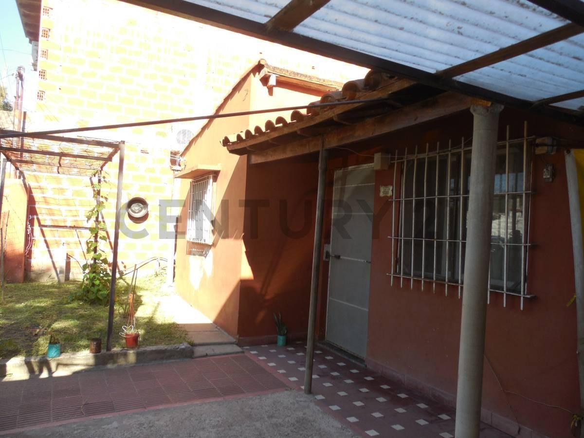 Foto de Oportunidad para Inversores – Casa Antigua a Reciclar en Lote de 10 x 21, imagen 4