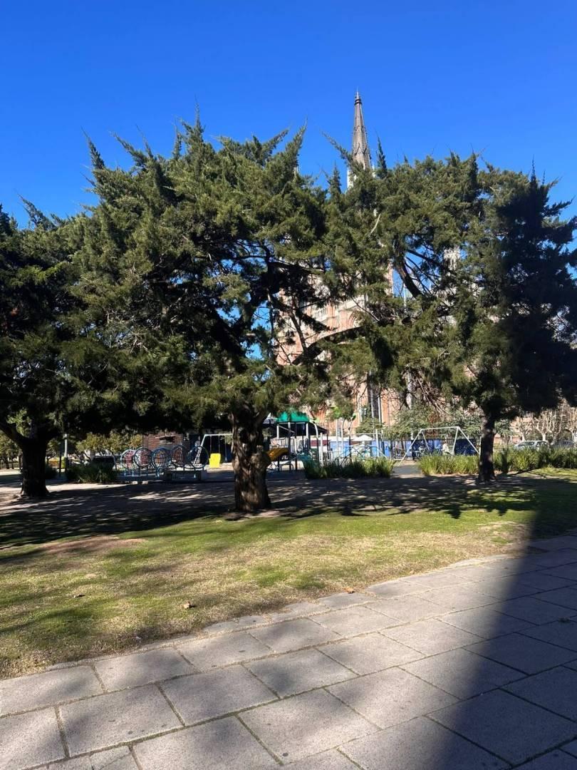 Foto de MONOAMBIENTE EN VENTA FRENTE A PLAZA MORENO, imagen 3