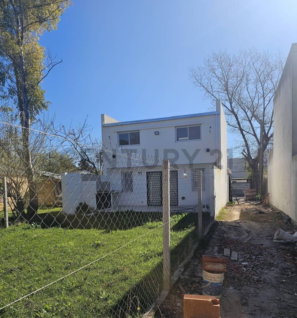 Foto de Duplex a estrenar en calle 450 e/27 y 28 City Bell, imagen 3