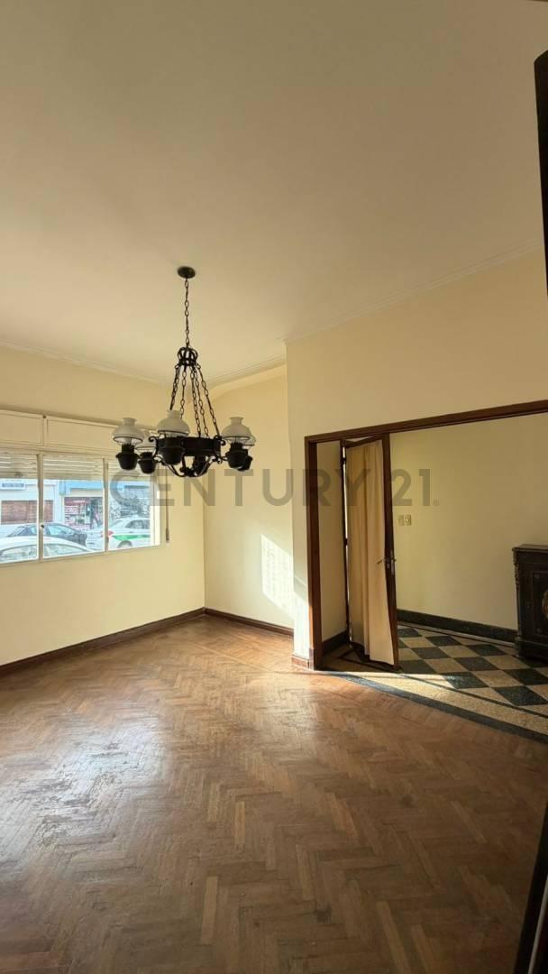 Foto de VENTA PH ESTILO 2 DORMITORIOS+ESCRITORIO, imagen 5