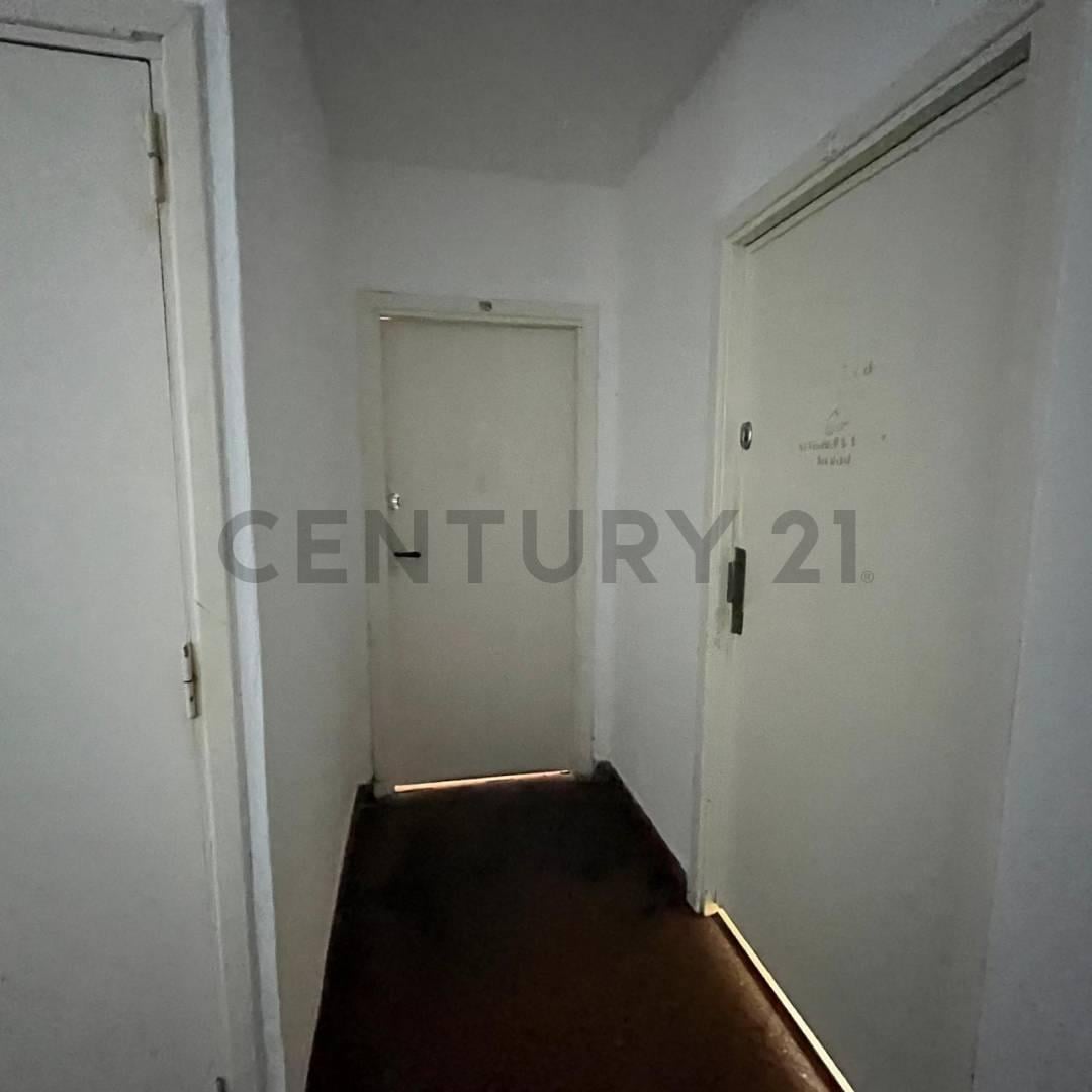 Foto de OFICINA A LA VENTA EN LA PLATA, imagen 3