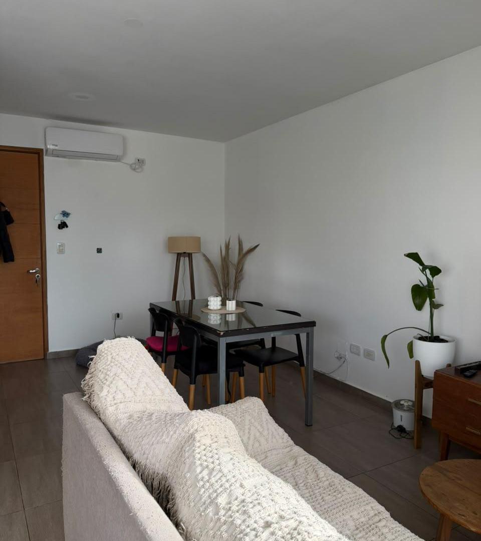Foto de Departamento en alquiler en La Plata, imagen 3
