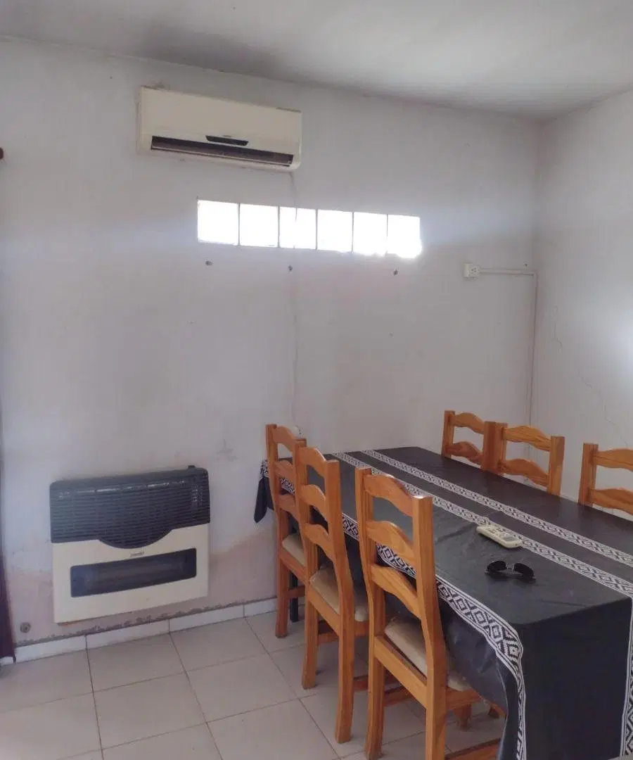 Hermosa casa 3 dormitorios - patio y pileta 4