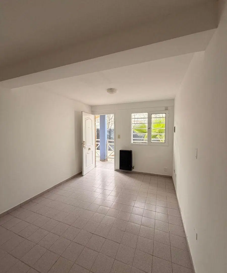 Departamento en planta baja 4
