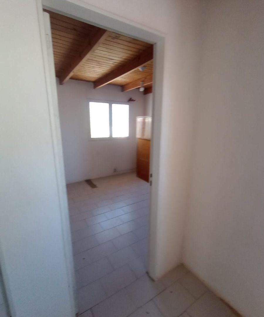 Foto de Casa de 3 dormitorios en venta - Barrio Villa Ceferino, imagen 2
