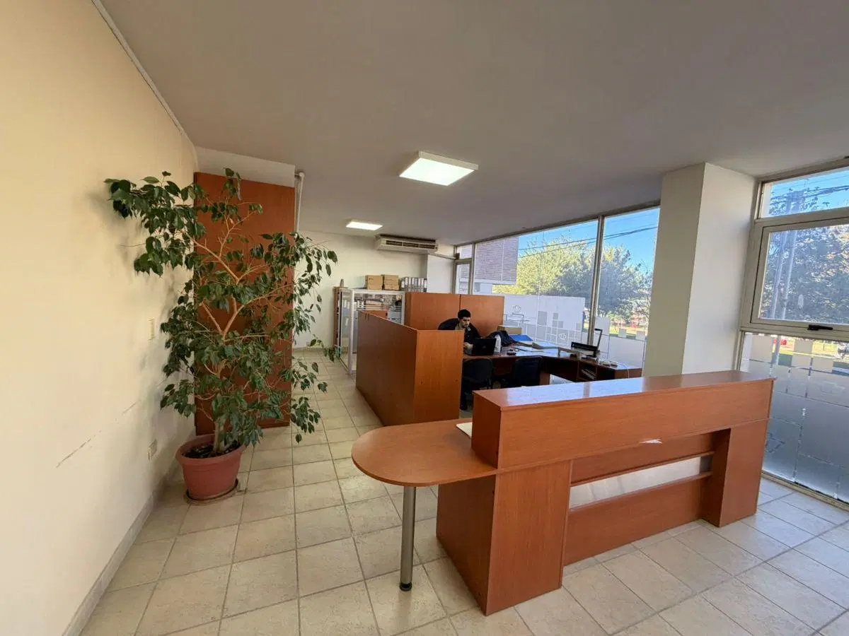 Oficina en venta - Santa Fe 1141, esquina Caviahue, Neuquén 4