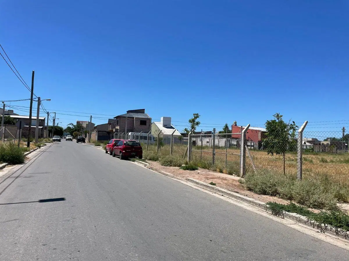 Terreno de 1159 m² en venta en Huilliches 4