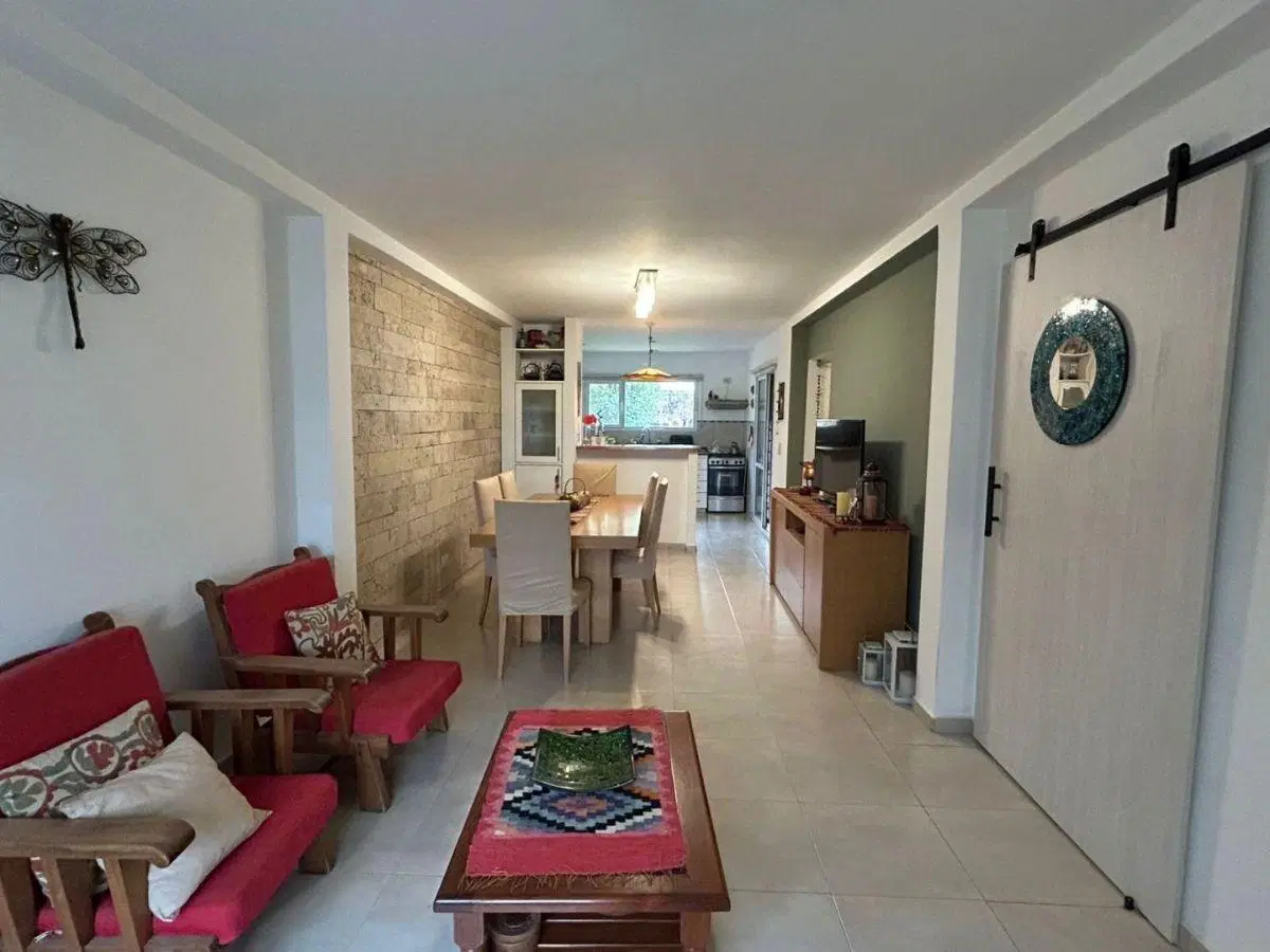 Casa de 113 m² con 2 dormitorios en venta en Valentina Sur Rural 3