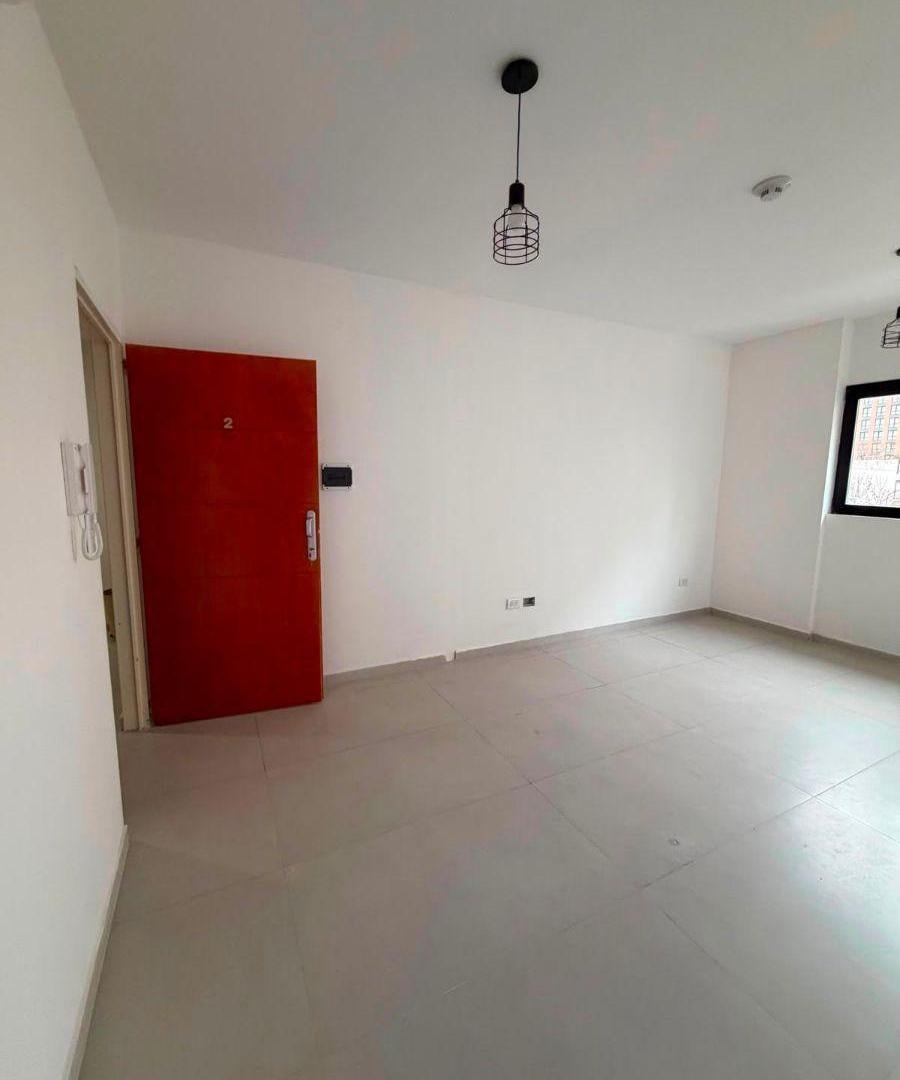 Foto de OFICINA EN ALQUILER – CENTRO DE NEUQUÉN Mendoza y Talero – Piso 2, imagen 3