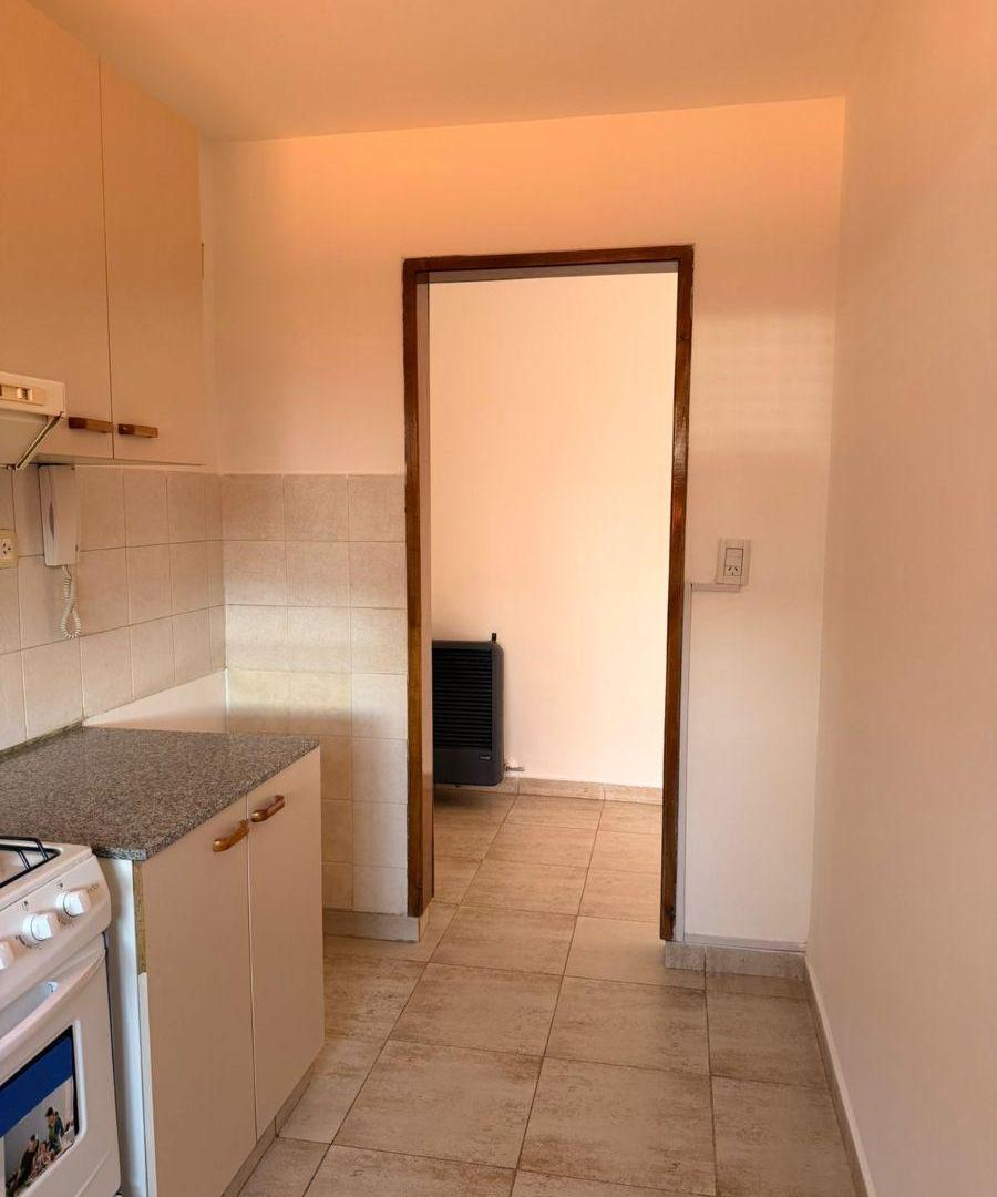 Foto de DEPARTAMENTO EN ALQUILER CENTRO DE NEUQUÉN– 2 DORMITORIOS, imagen 5